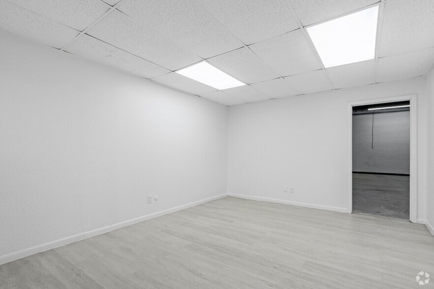 More Photos Of 14518 Hempstead Hwy, Houston Unknown For Lease