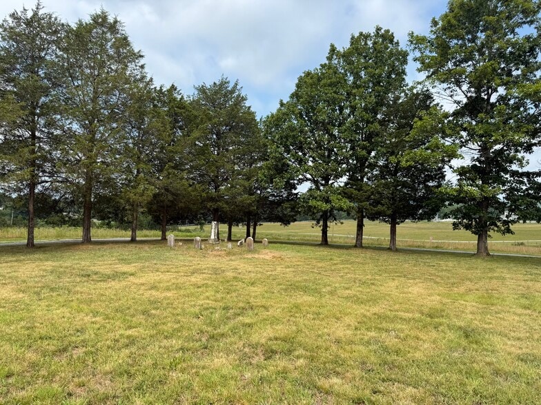 More Photos Of 80 Timber Rdg, Fincastle Religious Facility For Sale