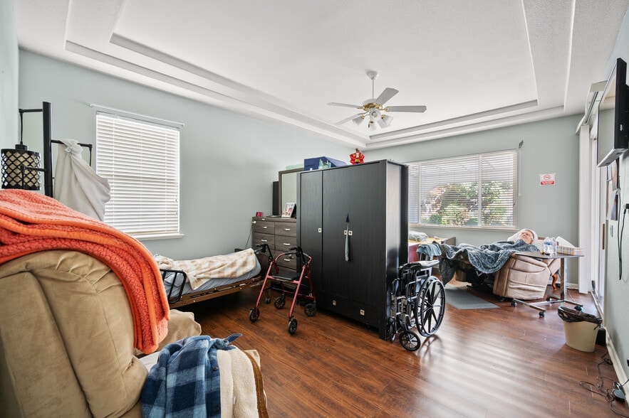 More Photos Of 9473 Heathman Way, Elk Grove Assisted Living For Sale