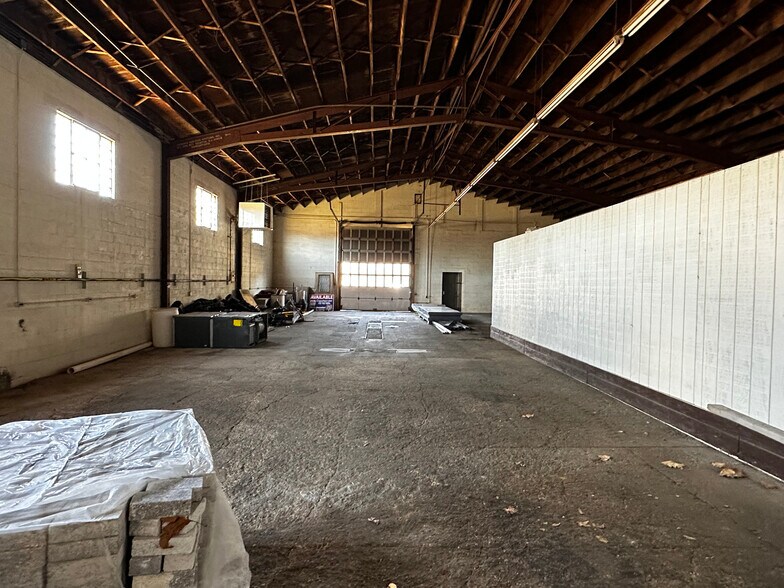 More Photos Of 92 State Hwy 33, Manalapan Township Warehouse For Sale