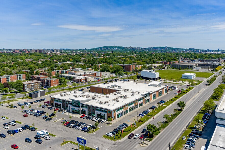 More Photos Of 1515-1605 Boul Marcel-Laurin, Montréal General Retail For Lease