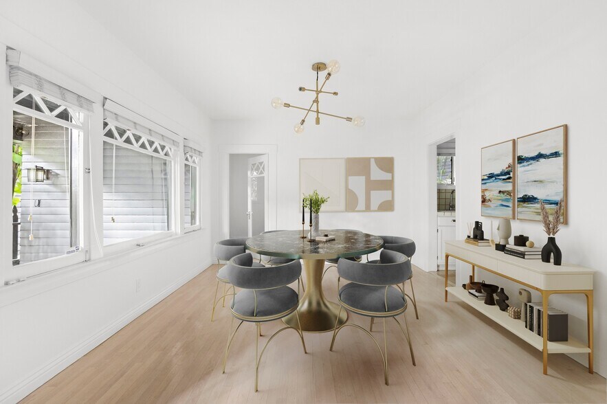 More Photos Of 1908 Hillcrest Rd, Los Angeles Apartments For Sale