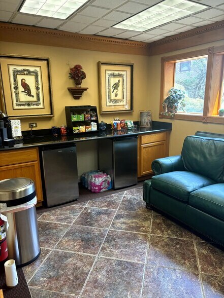 More Photos Of 12658-12660 Lake Ridge Dr, Woodbridge Medical For Sale