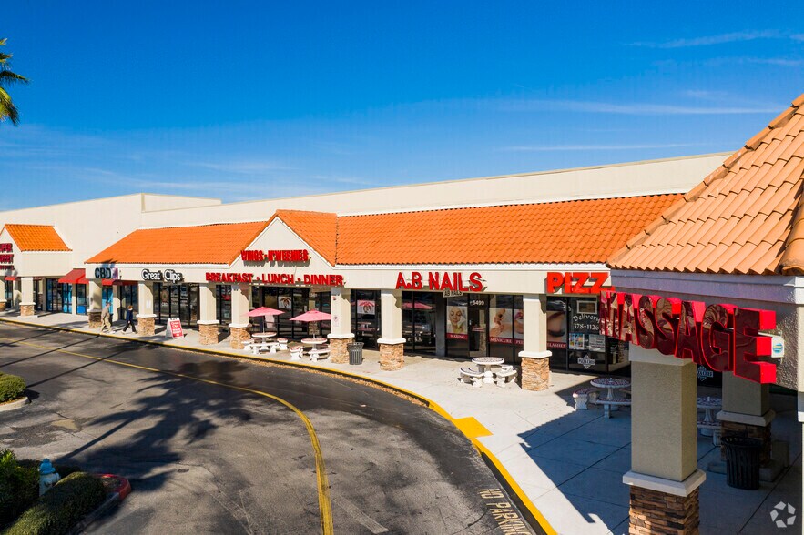 More Photos Of 5301-5553 Fruitville Rd, Sarasota Unknown For Lease