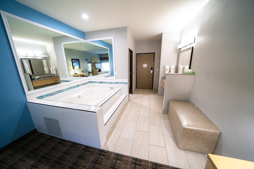 More Photos Of 480 Westland Dr, Brigham City Hotel For Sale