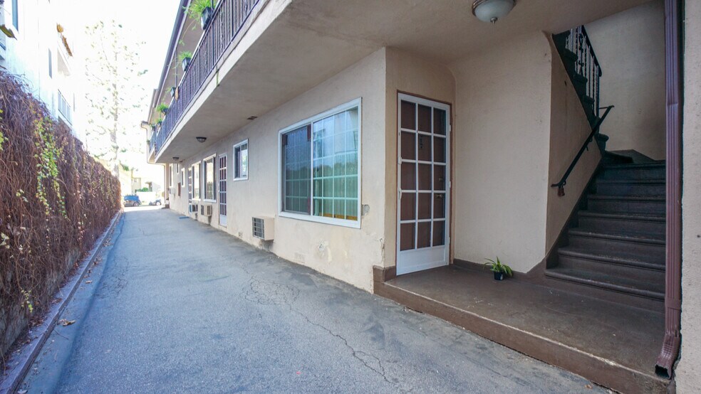 More Photos Of 1814 Grismer Ave, Burbank Apartments For Sale