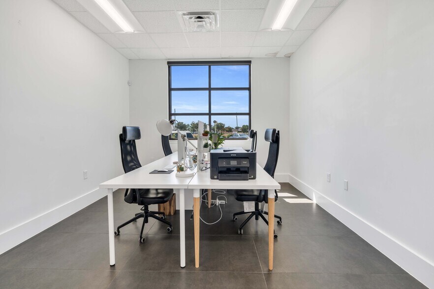 More Photos Of 8118 Fry Rd, Cypress Office For Lease