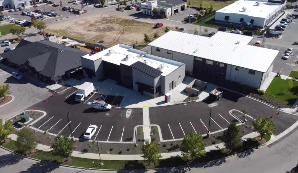More Photos Of 191 W Archerfield St, Meridian General Retail For Lease