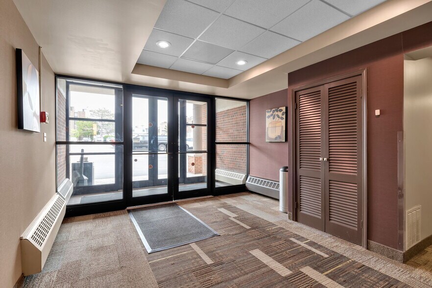More Photos Of 4511 Harlem Rd, Amherst Office For Lease