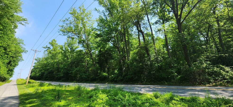 Primary Photo Of Robie Drive / Bensville Road Rd @ Robie Manor, White Plains Land For Sale
