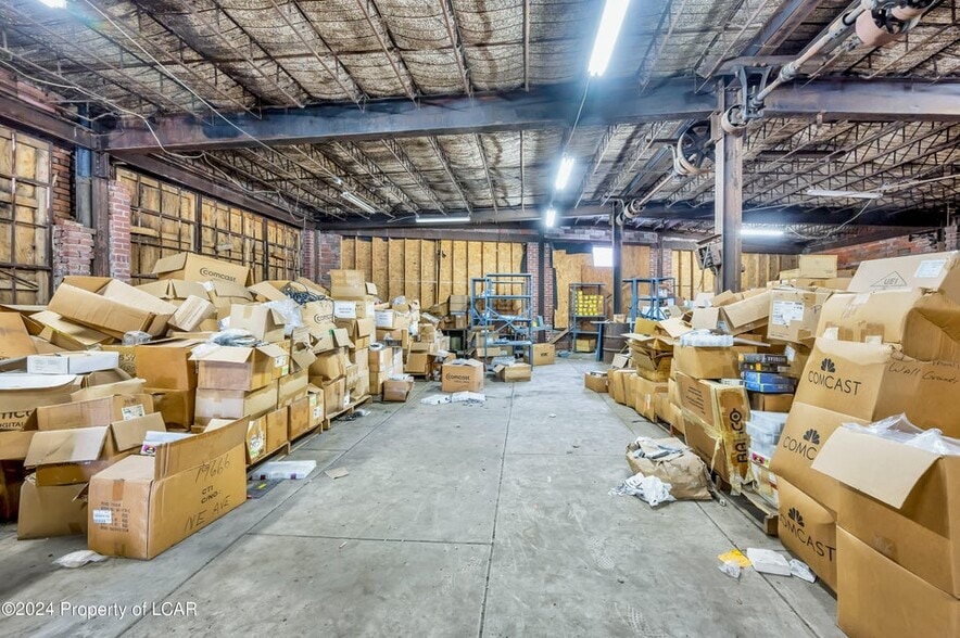 More Photos Of 1001 W Centre St, Mahanoy City Warehouse For Sale