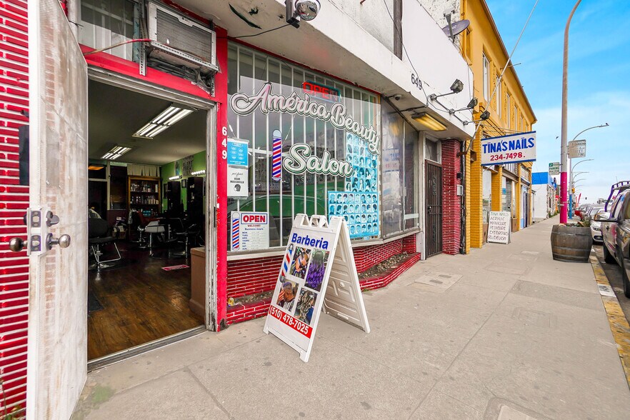 More Photos Of 649 23rd St, Richmond General Retail For Sale