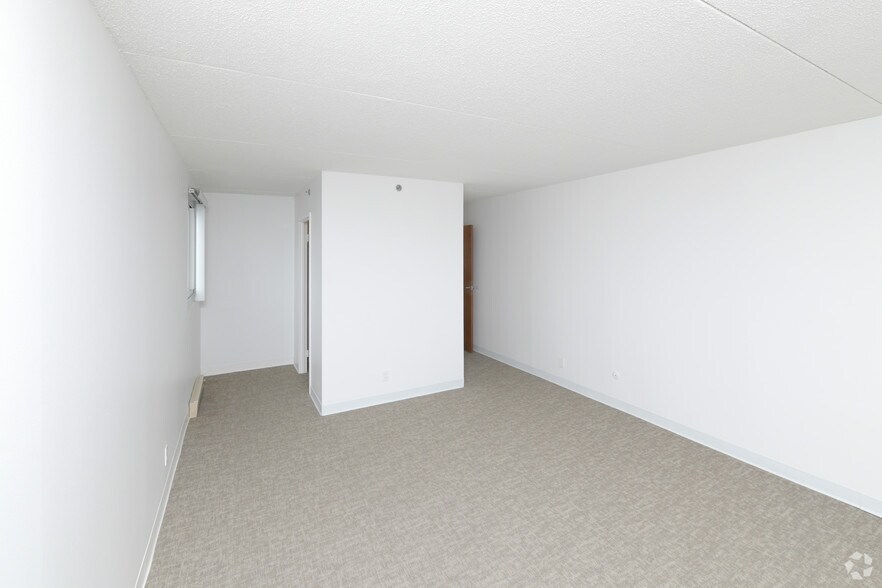 More Photos Of 1371 Beacon St, Brookline Apartments For Lease