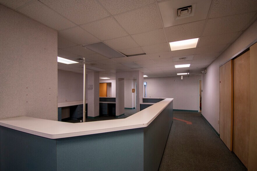 More Photos Of 2525 Harbor Blvd, Port Charlotte Medical For Lease