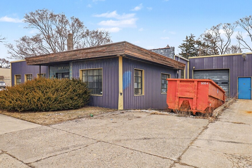 More Photos Of 20210 Sherwood St, Detroit Warehouse For Sale