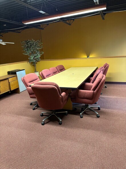 More Photos Of 81 Western Industrial Dr, Cranston Warehouse For Sale