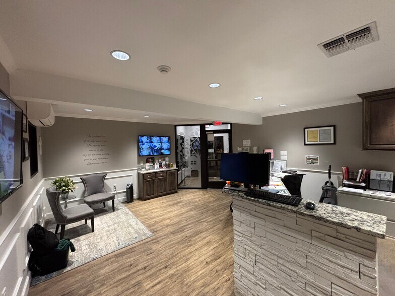 More Photos Of 5211 13th St, Lubbock Daycare Center For Sale