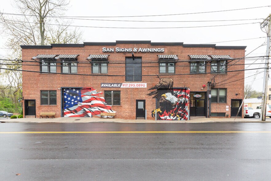 More Photos Of 925 Saw Mill River Rd, Yonkers Manufacturing For Lease
