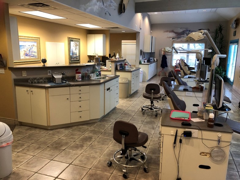 More Photos Of 2505 E 3300 S, Salt Lake City Office For Sale