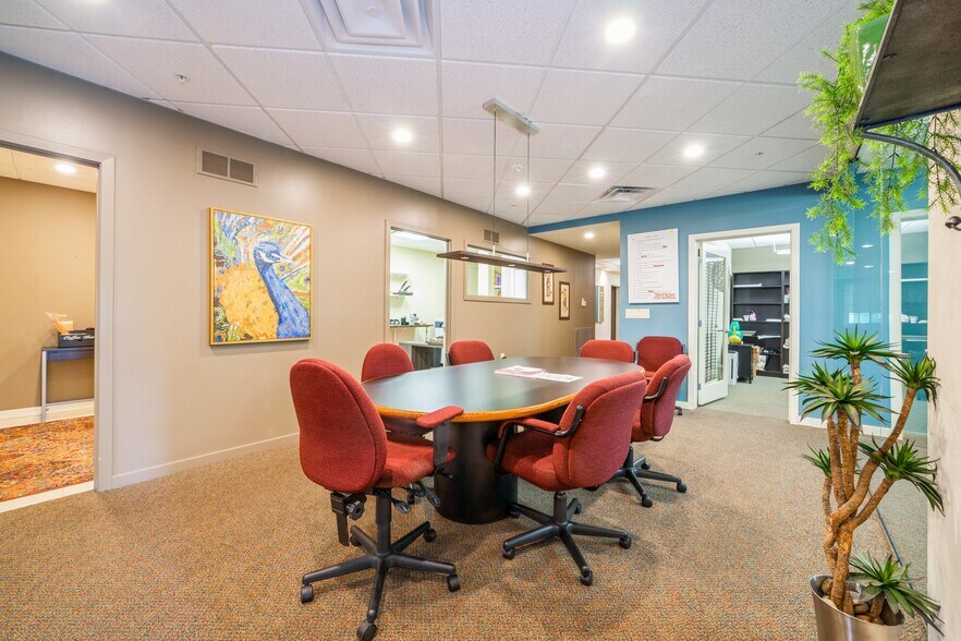 More Photos Of 54 Friends Ln, Newtown Office For Sale