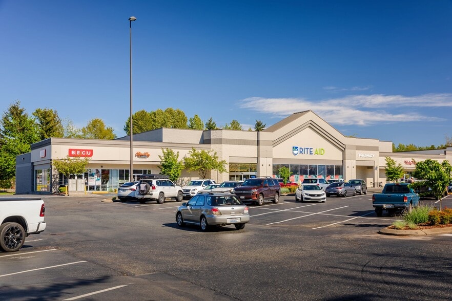 Primary Photo Of 303 91st Ave NE, Lake Stevens General Retail For Sale