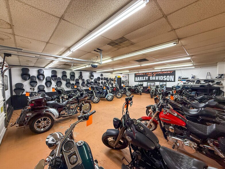 More Photos Of 13080 US 422, Kittanning Storefront Retail Residential For Sale