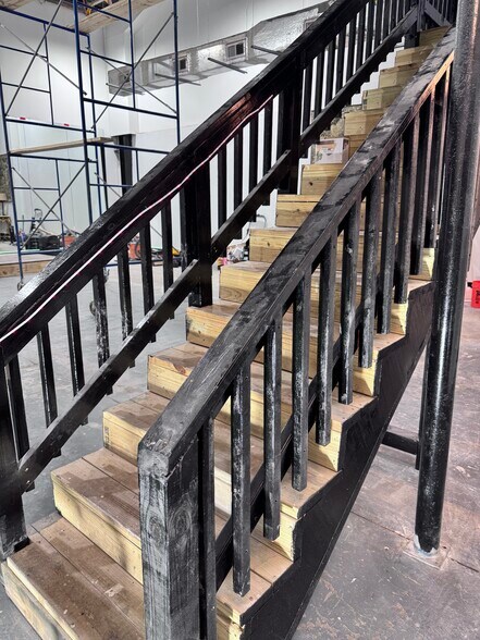 More Photos Of 8418 Broadway St, San Antonio Industrial For Sale