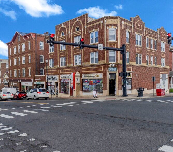 More Photos Of 104-112 Broad St, New Britain Apartments For Sale
