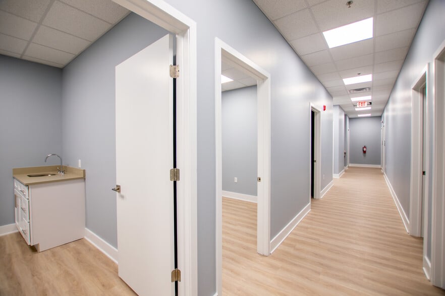 More Photos Of 1420 Point Breeze Ave, Philadelphia Apartments For Lease