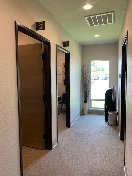 More Photos Of 8501 E Mill Plain Blvd, Vancouver Medical For Lease