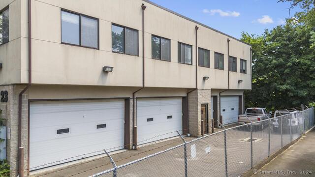 More Photos Of 23 Ryan St, Stamford Flex For Sale