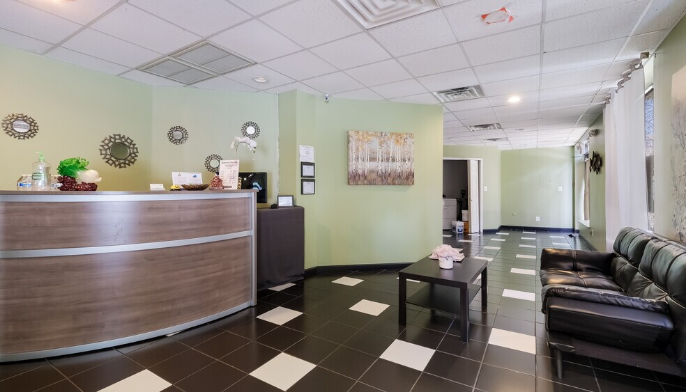 More Photos Of 835 Glenside Ave, Wyncote Unknown For Sale