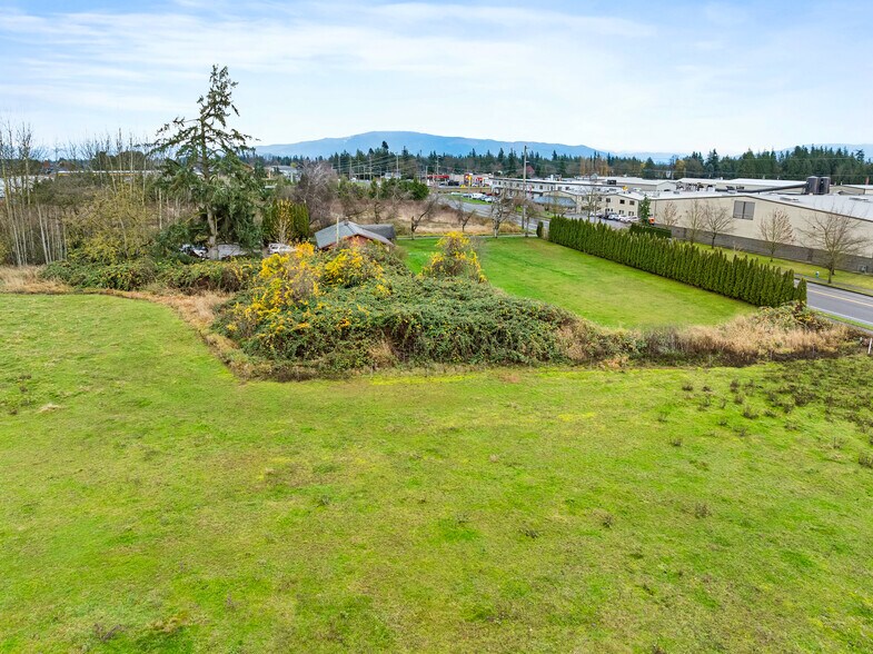 More Photos Of 2108 Main St, Lynden Land For Sale