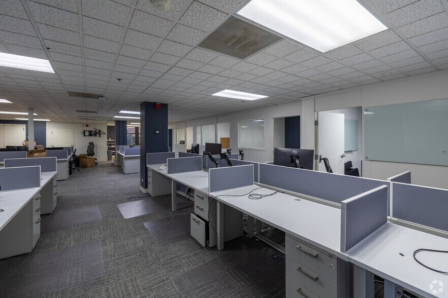 More Photos Of 61 Batterymarch St, Boston Office For Sale