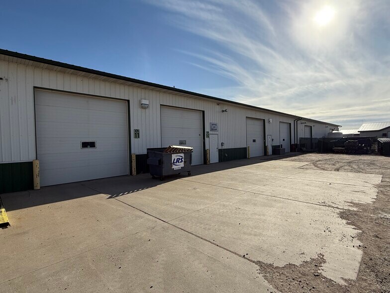 More Photos Of 30659 Pearl Dr, Saint Joseph Warehouse For Lease