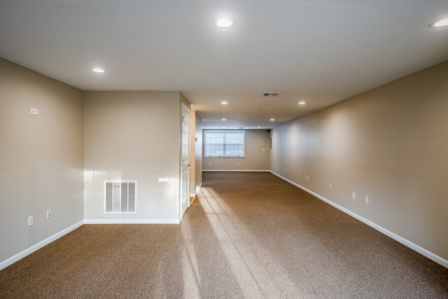 More Photos Of 1512 W Main St, Collegeville Office For Lease