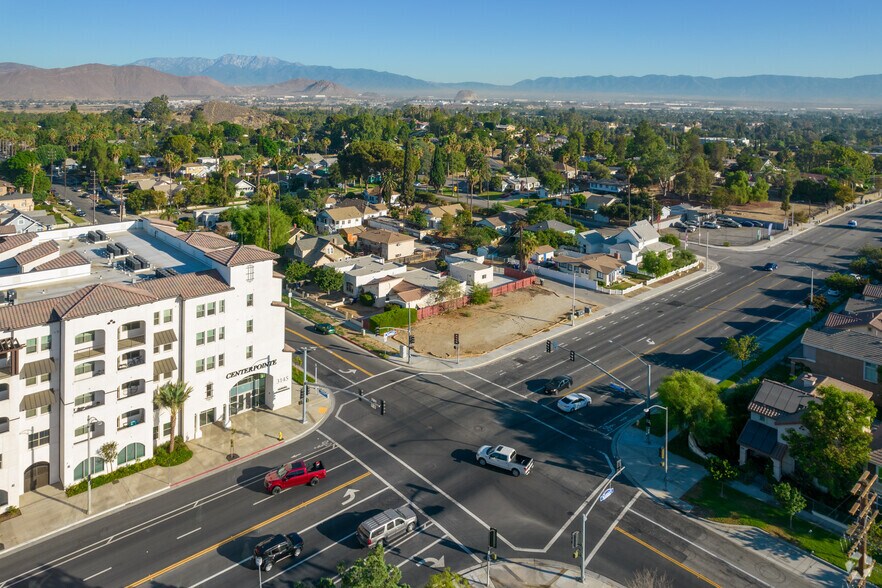 More Photos Of 3071 Market St, Riverside Land For Sale