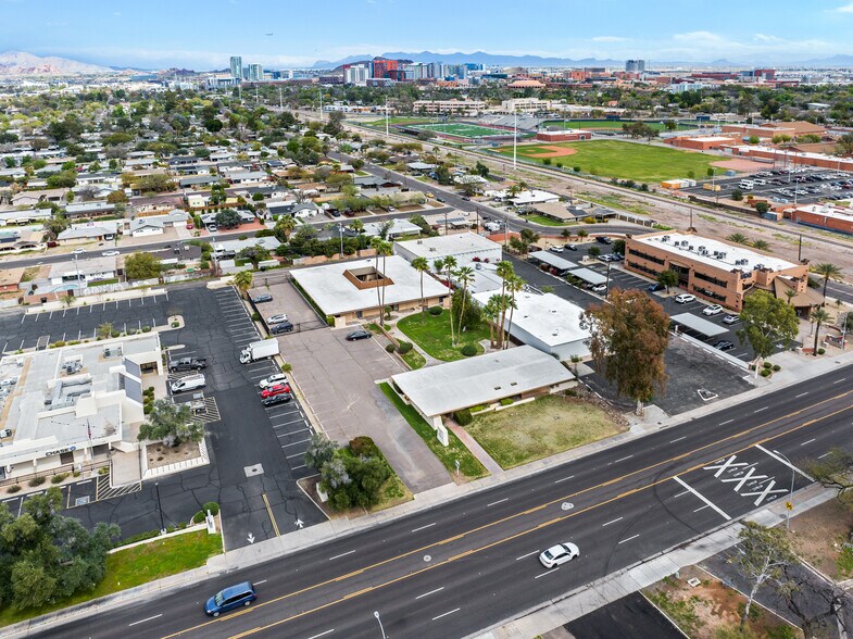Primary Photo Of 424 W Broadway Rd, Tempe Office For Sale