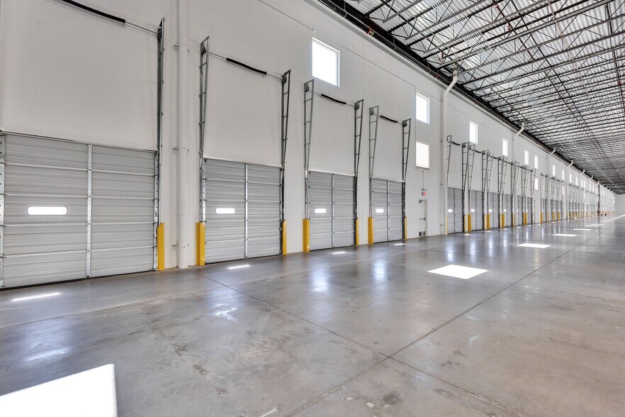More Photos Of 2200 Chisholm Trail Rd, Round Rock Unknown For Lease