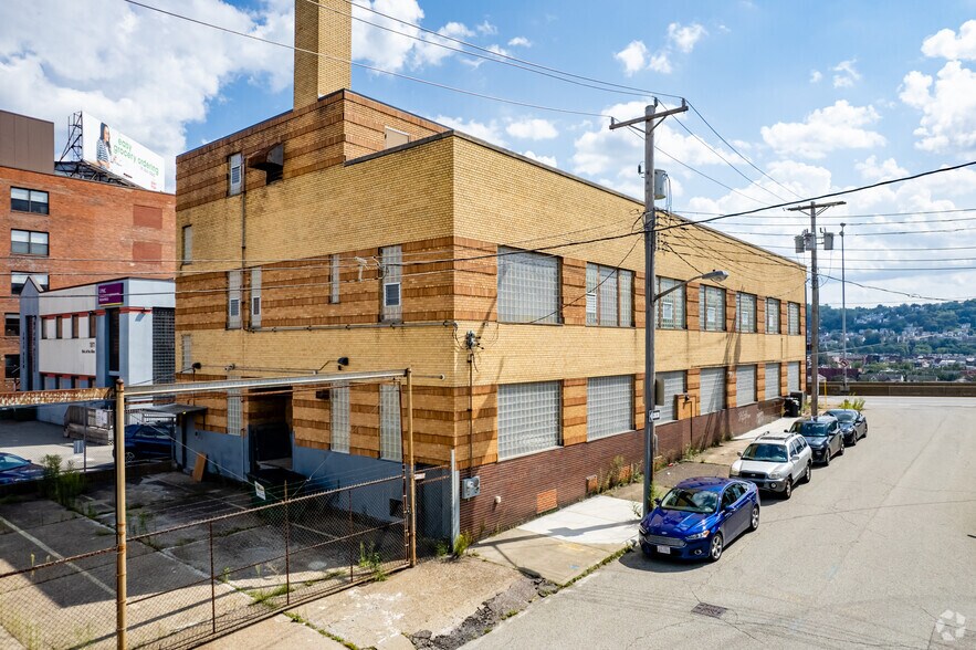 More Photos Of 1801 Boulevard of the Allies, Pittsburgh Office For Sale