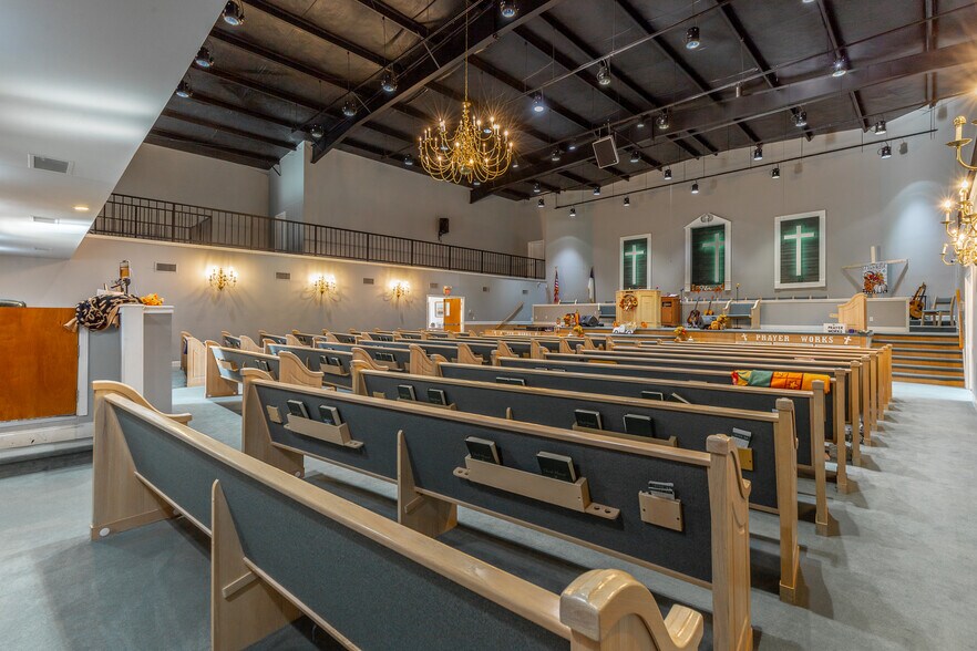More Photos Of 4501 Oak Hill Rd, Chattanooga Religious Facility For Sale