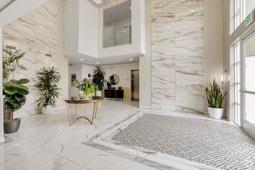 More Photos Of 1759 N Gower St, Los Angeles Apartments For Sale