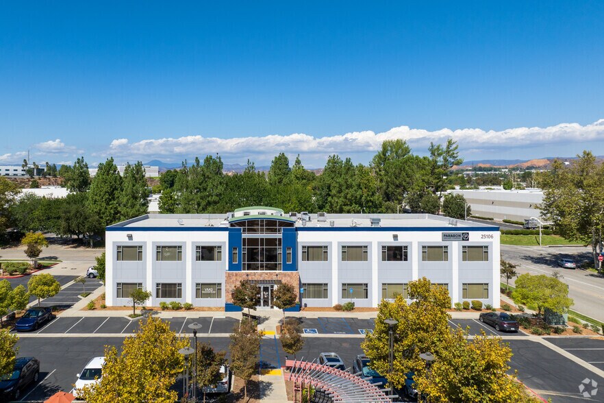 More Photos Of 25106 Avenue Tibbitts, Valencia Loft Creative Space For Sale