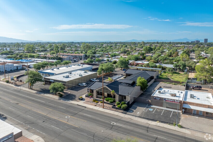 More Photos Of 5232 E Pima St, Tucson Office For Sale