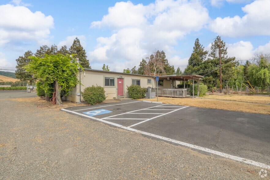 More Photos Of 24200 Arnold Dr, Sonoma Warehouse For Lease