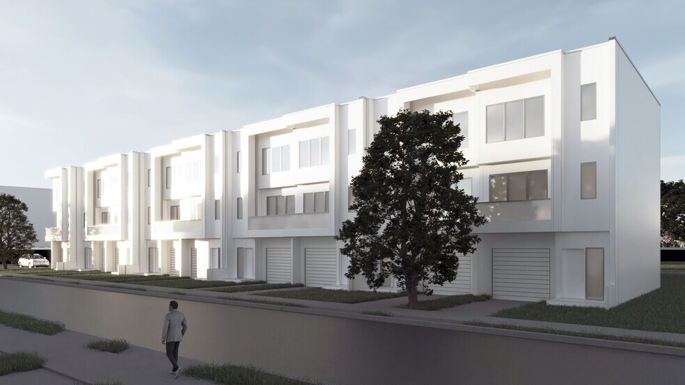 More Photos Of 6204 Interbay Blvd, Tampa General Retail For Lease