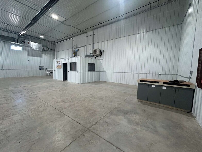 More Photos Of 617 N Production St, Aberdeen Industrial For Sale