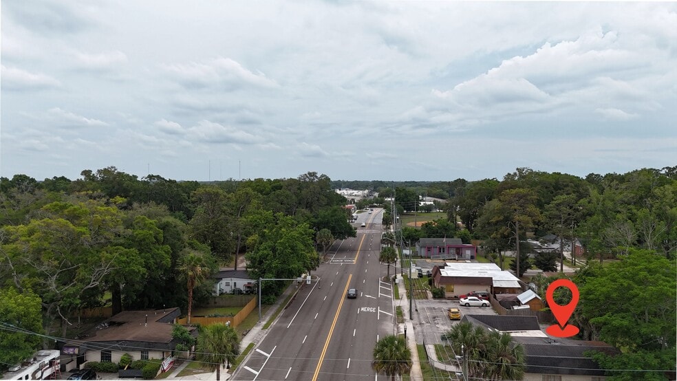 More Photos Of 1450 Rogero Rd, Jacksonville Office For Sale