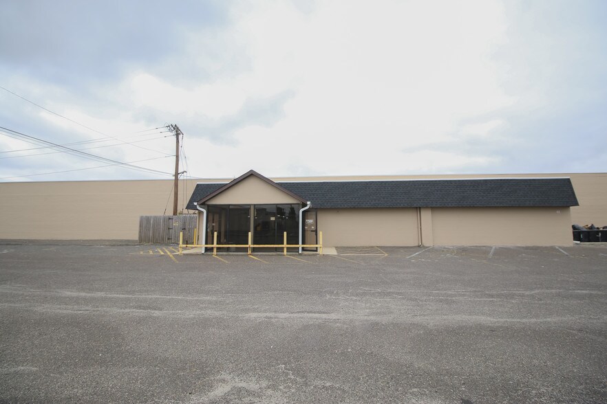 More Photos Of 1206 Route 130 N, Burlington Light Distribution For Lease