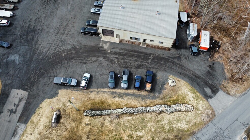 More Photos Of 175 North St, Goshen Office For Lease